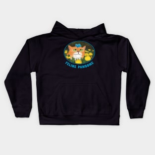 Feline Pawsome – adorable illustration of a tabby cat with a butterfly on his head Kids Hoodie